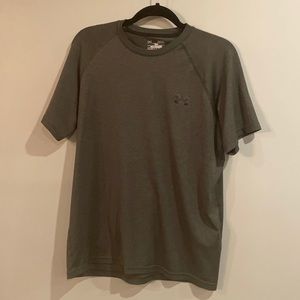 Under Armor. Men’s. Fitness. lightly worn. Dark green.